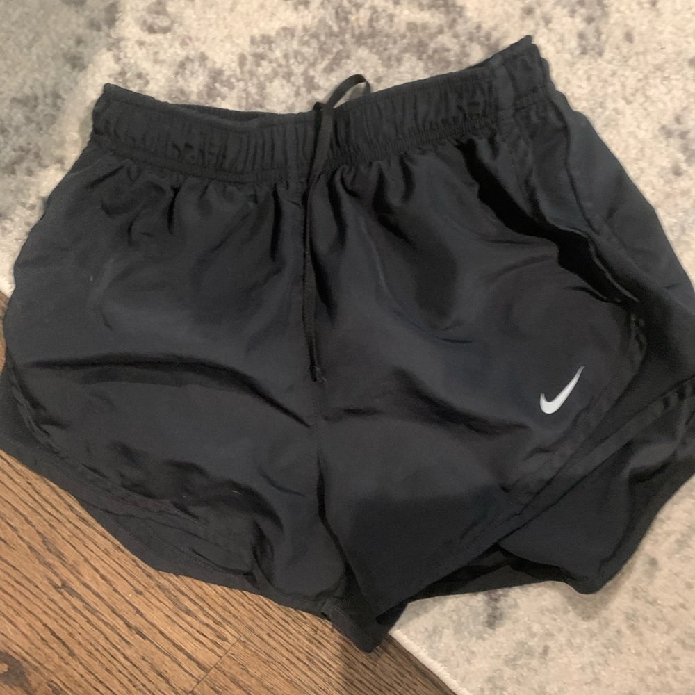 Black Nike shorts